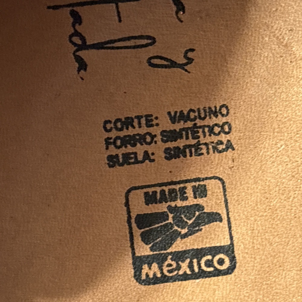 Vestida‎ Y Alborotada Black Flats/ Sandal Size 10 Shoes - Picture 4 of 8